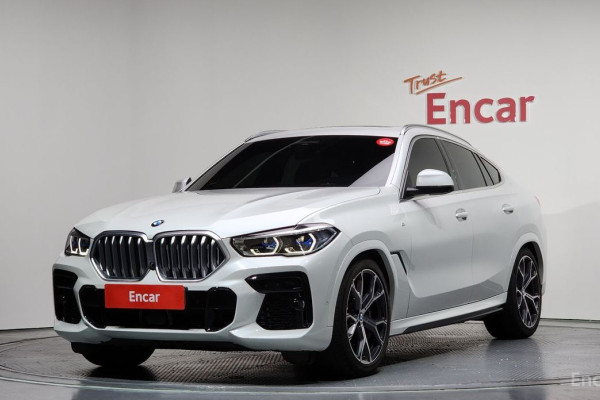 2022 BMW X6 с пробегом 33 300 км