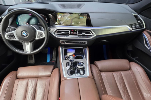 2022 BMW X6 с пробегом 32 763 км