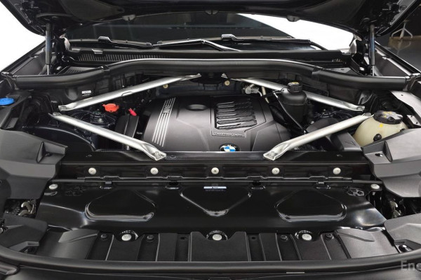 2022 BMW X6 с пробегом 44 118 км