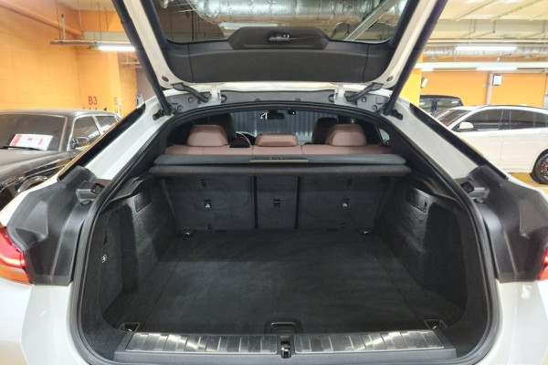 2022 BMW X6 с пробегом 54 000 км