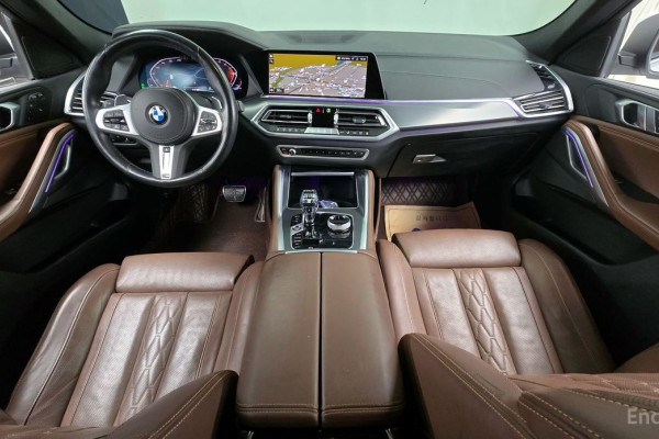 2022 BMW X6 с пробегом 65 422 км