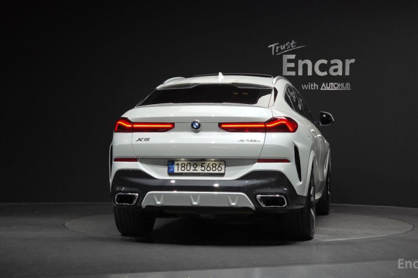 2022 BMW X6 с пробегом 38 098 км