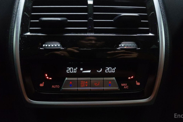 2022 BMW X6 с пробегом 57 877 км