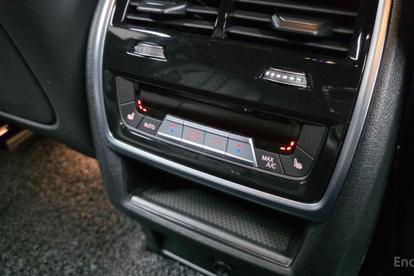 2022 BMW X6 с пробегом 38 098 км