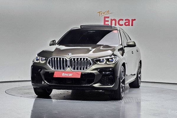 2022 BMW X6 с пробегом 47 559 км