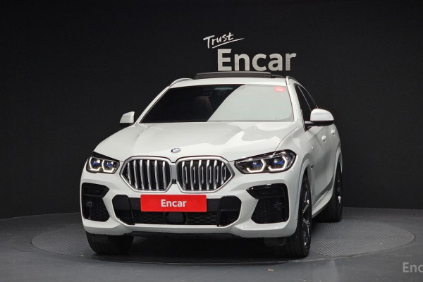 2022 BMW X6 с пробегом 30 214 км