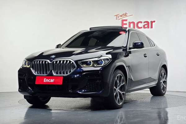 2022 BMW X6 с пробегом 70 334 км