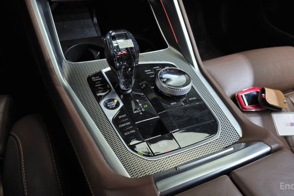 2022 BMW X6 с пробегом 70 334 км