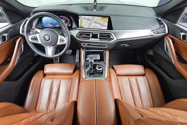 2022 BMW X6 с пробегом 45 438 км