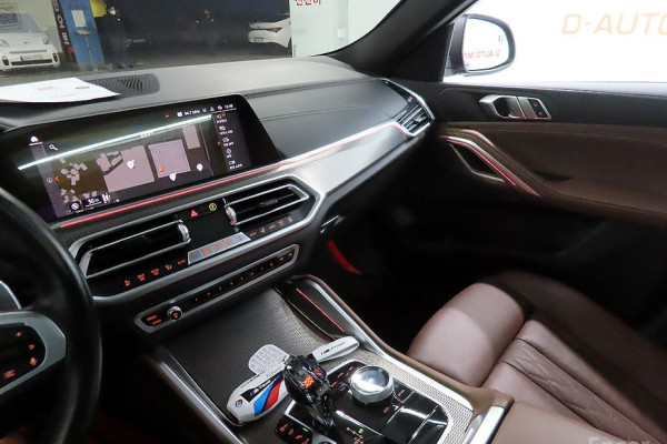 2022 BMW X6 с пробегом 42 201 км