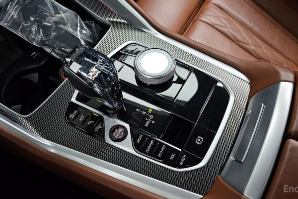 2022 BMW X6 с пробегом 45 438 км