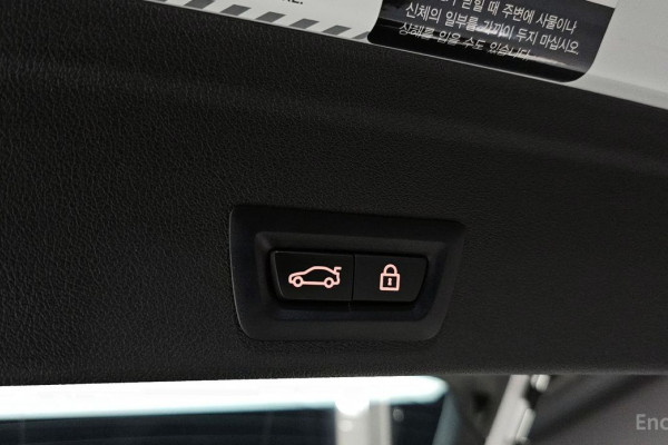 2022 BMW X6 с пробегом 30 214 км