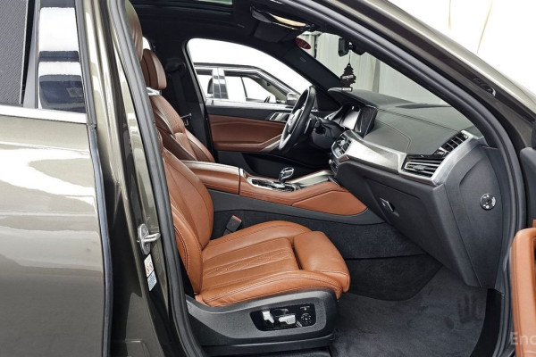2022 BMW X6 с пробегом 45 438 км