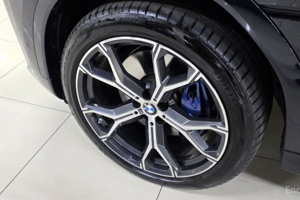 2022 BMW X6 с пробегом 61 283 км