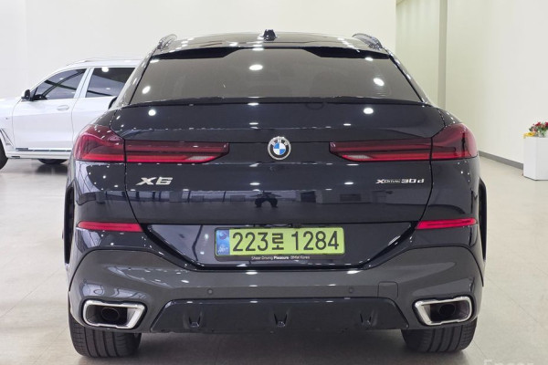 2025 BMW X6 с пробегом 9 620 км