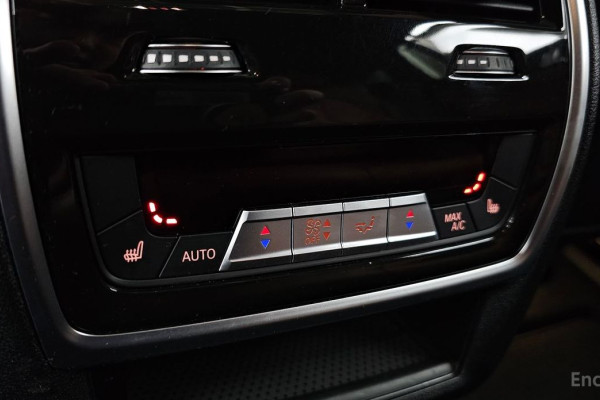 2022 BMW X6 с пробегом 45 438 км