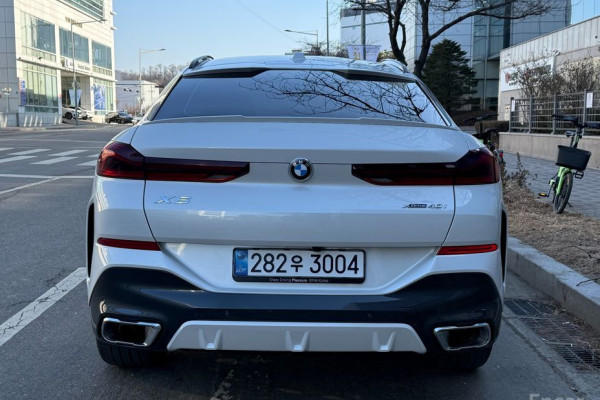 2025 BMW X6 с пробегом 3 980 км