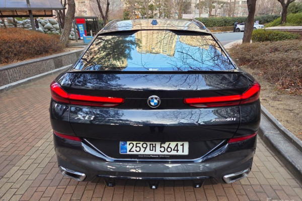 2025 BMW X6 с пробегом 13 000 км