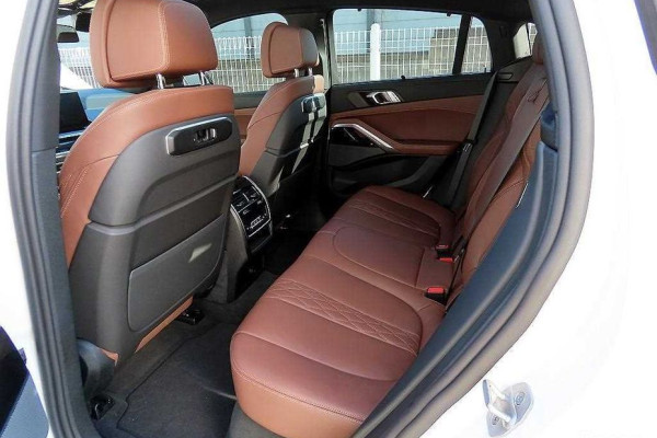 2025 BMW X6 с пробегом 17 000 км