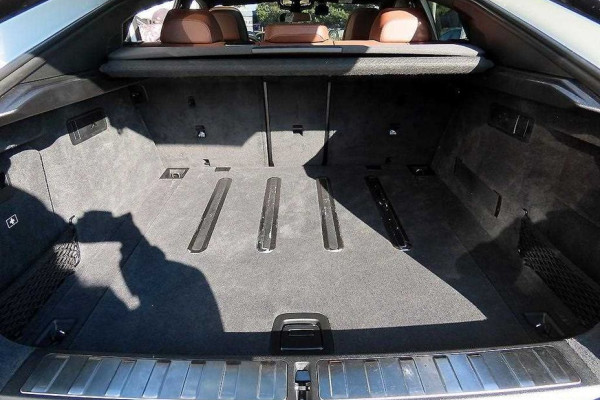 2025 BMW X6 с пробегом 17 000 км