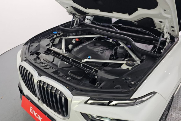 2024 BMW X7 с пробегом 25 780 км