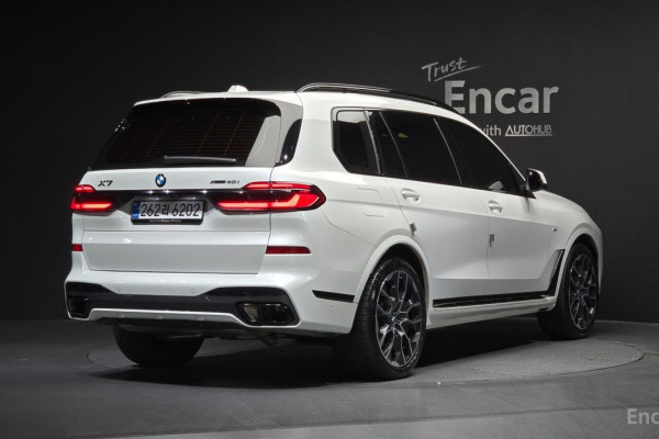 2025 BMW X7 с пробегом 20 672 км