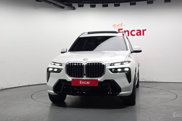 2025 BMW X7 с пробегом 5 630 км