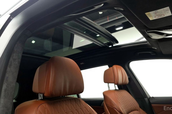 2025 BMW X7 с пробегом 5 630 км