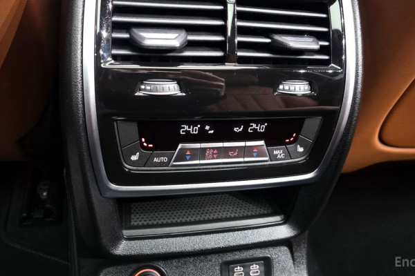 2025 BMW X7 с пробегом 5 630 км