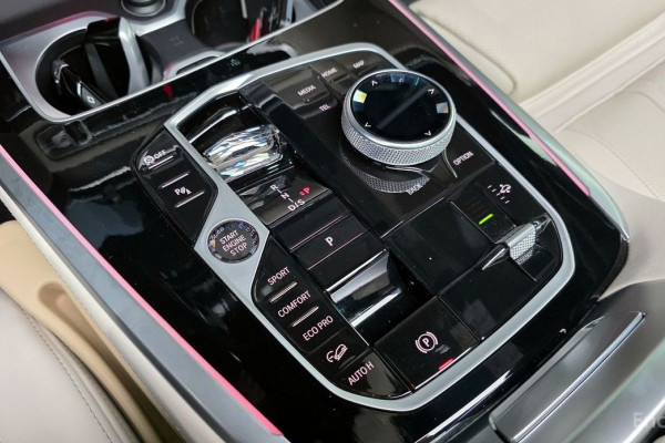 2024 BMW X7 с пробегом 26 278 км