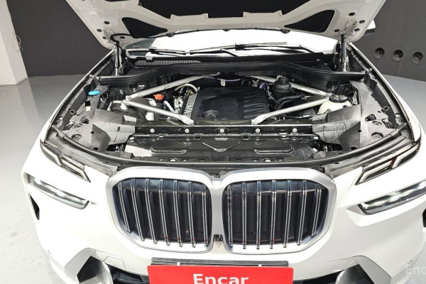 2024 BMW X7 с пробегом 17 234 км