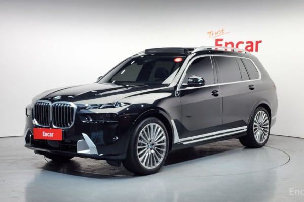 2024 BMW X7 с пробегом 15 205 км
