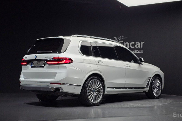 2025 BMW X7 с пробегом 8 557 км
