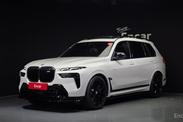 2025 BMW X7 с пробегом 5 117 км