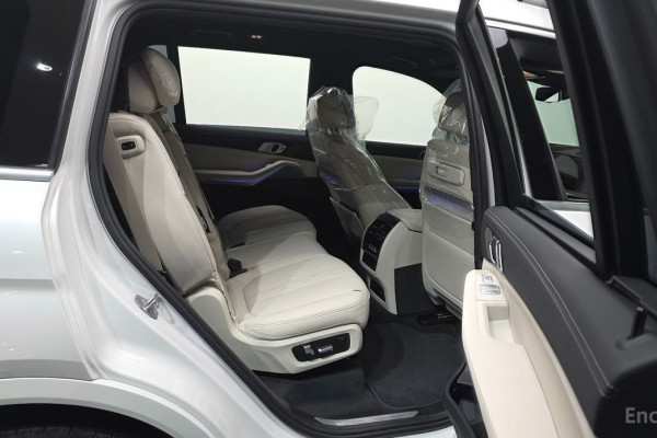 2024 BMW X7 с пробегом 45 454 км