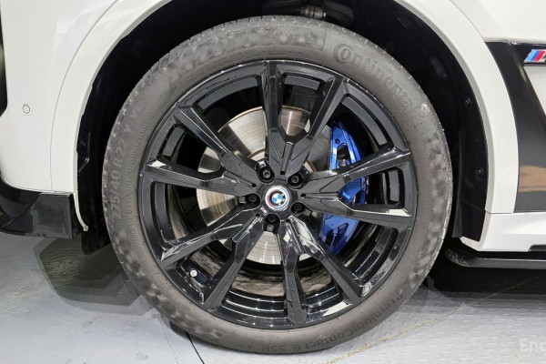 2025 BMW X7 с пробегом 5 117 км