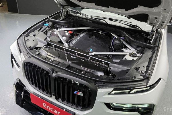 2025 BMW X7 с пробегом 5 117 км