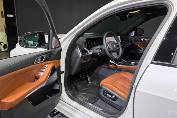 2025 BMW X7 с пробегом 5 117 км