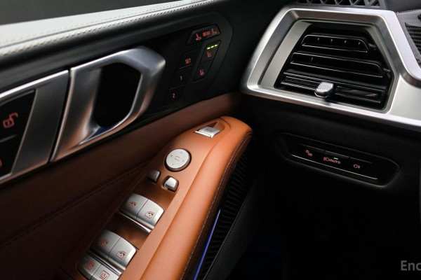 2025 BMW X7 с пробегом 6 724 км