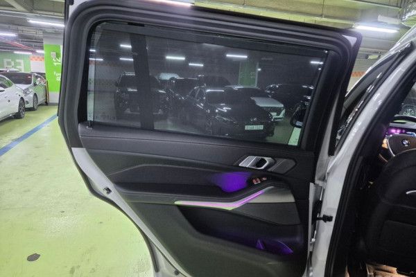 2025 BMW X7 с пробегом 11 092 км