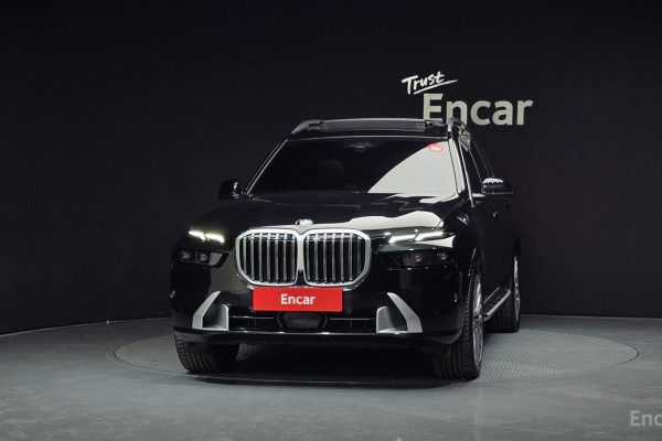 2025 BMW X7 с пробегом 52 382 км