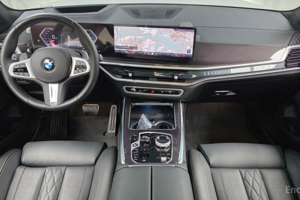2025 BMW X7 с пробегом 9 311 км