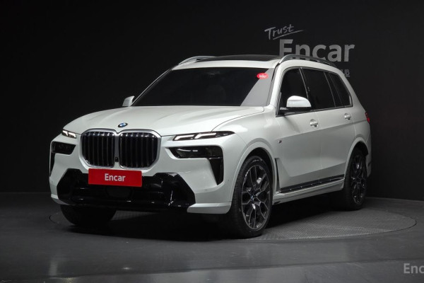 2025 BMW X7 с пробегом 7 623 км