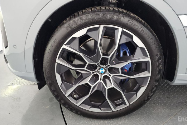 2024 BMW X7 с пробегом 17 236 км