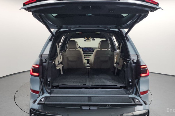 2024 BMW X7 с пробегом 17 236 км