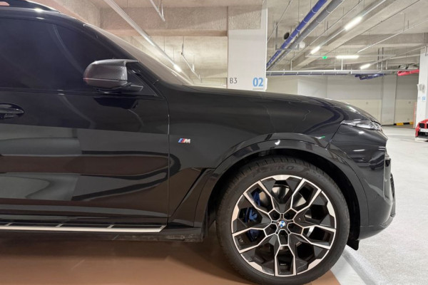 2025 BMW X7 с пробегом 5 800 км