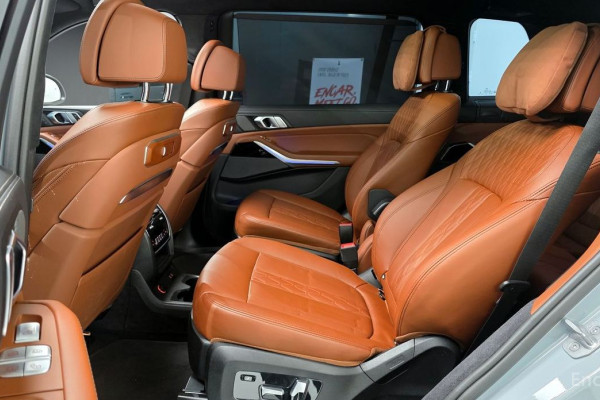 2024 BMW X7 с пробегом 34 135 км