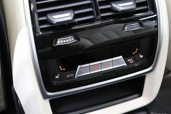 2024 BMW X7 с пробегом 38 981 км