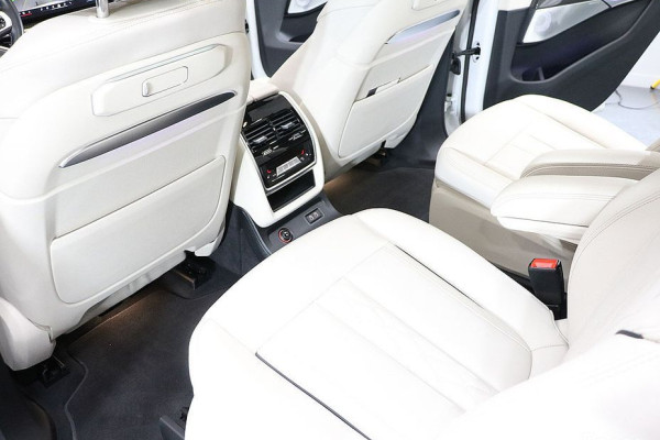 2024 BMW X7 с пробегом 38 981 км