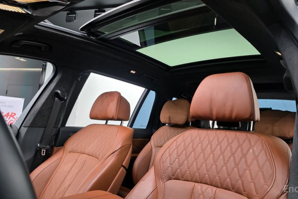 2024 BMW X7 с пробегом 34 135 км